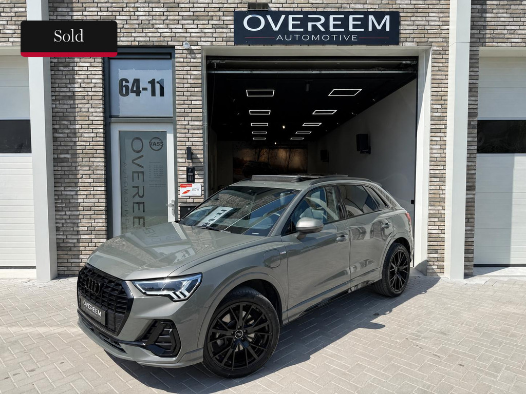 Audi Q3 45 TFSI e S edition 54553014-0.jpg | Overeem Automotive
