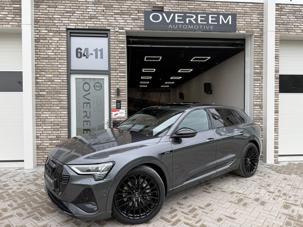 Audi e-tron 55 quattro S edition 95 kWh "Black Edition" 54320118-0.jpg | Overeem Automotive